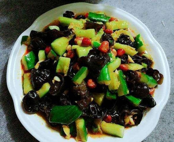 夏天闷热出汗多，学会这个让你活力满满！