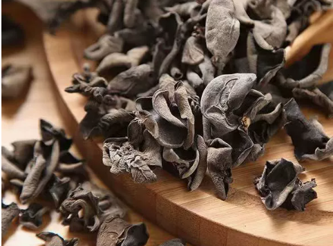 山林孕育的天然美味(图1) 山林孕育的天然美味(图1)
